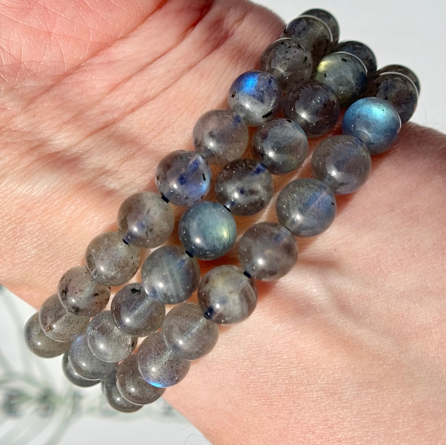 One (1) Labradorite Bracelet from Madagascar (8mm Bead)