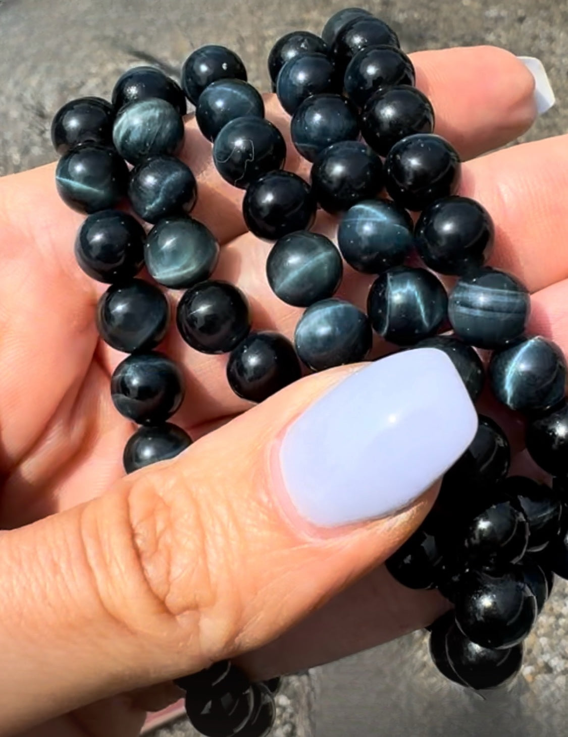 One (1) Beautiful High Quality Hawk's Eye Bracelet from South Africa (8mm Bead)