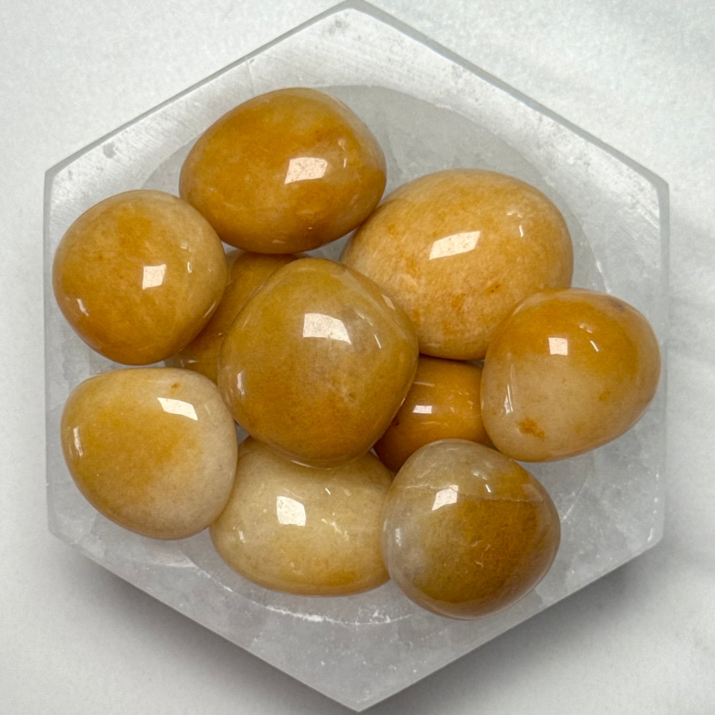 One (1) Common Quality Yellow Aventurine Tumble from India