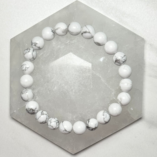 One (1) High Quality Howlite Crystal Bracelet (8mm Beads)