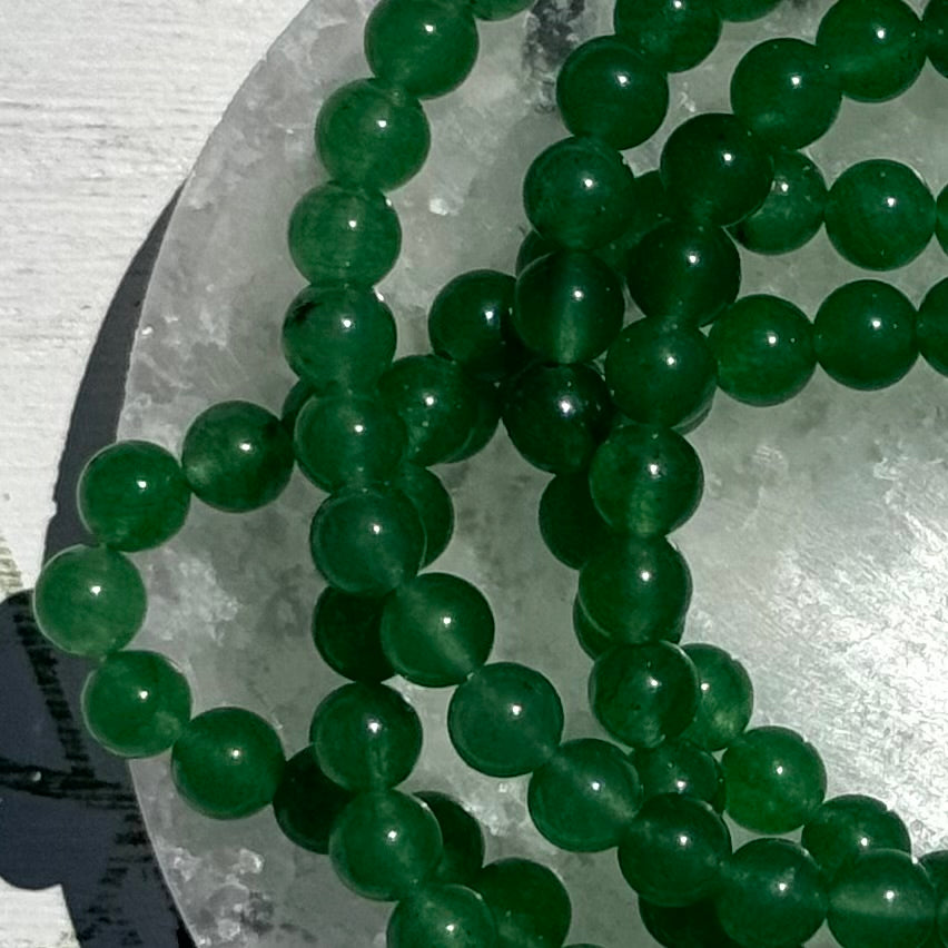 One (1) Jade Bracelet (6mm Bead)