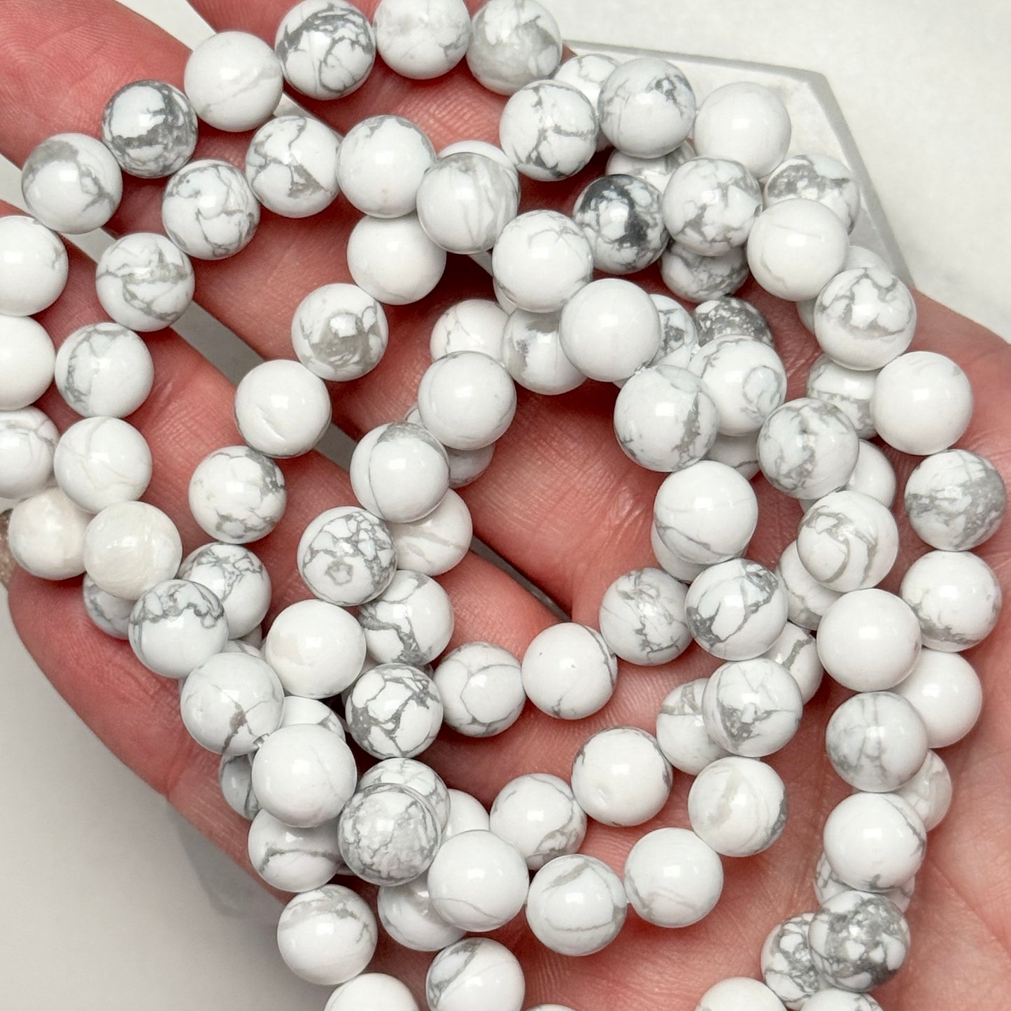One (1) High Quality Howlite Crystal Bracelet (8mm Beads)
