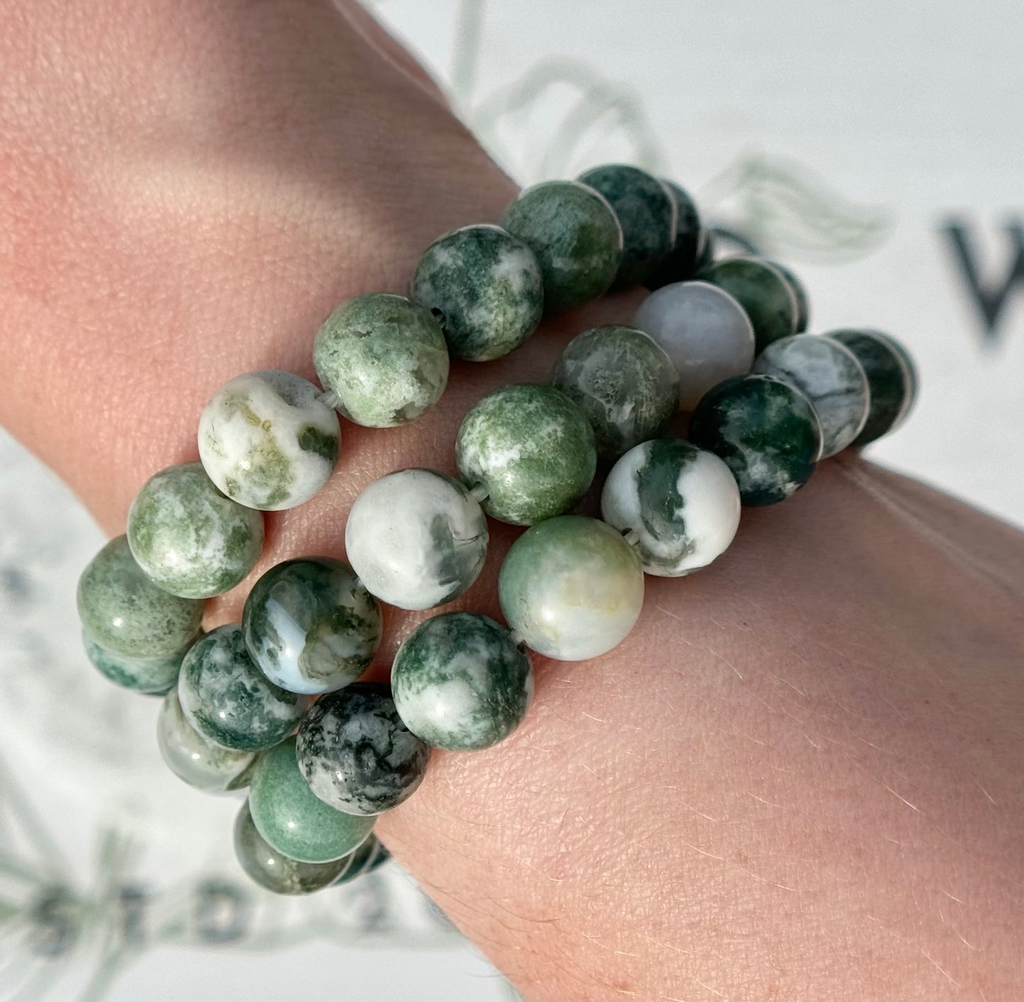 One (1) Moss Agate Bracelet (8.5mm Bead)