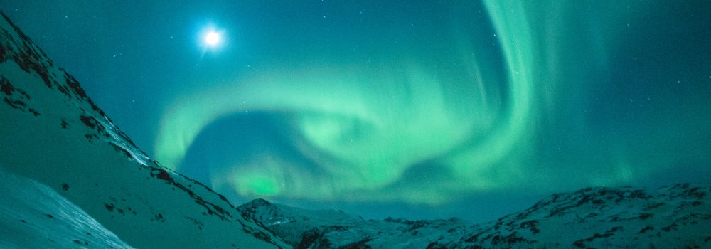 Harnessing the Magic of the December Cold Moon: Crystals, Intentions, and Origins