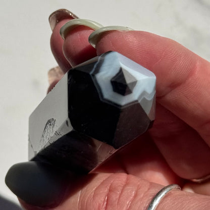 Onyx in Quartz Tower | Option K