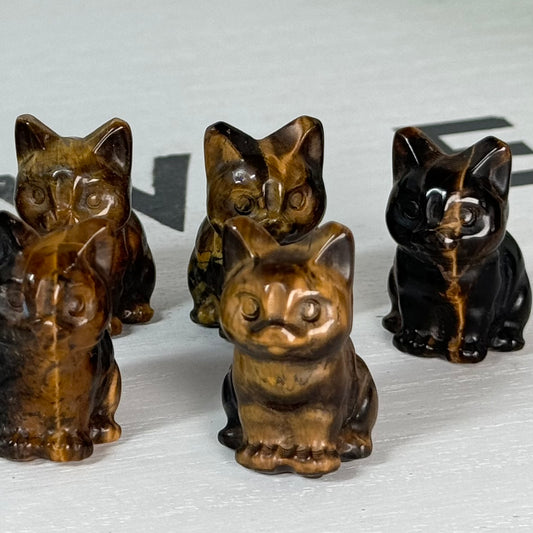 ONE Mini Golden Tiger’s Eye Cat Carving