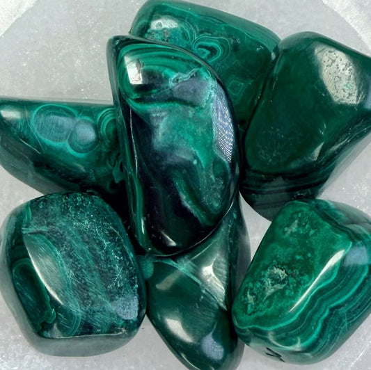 One (1) Beautiful Malachite Tumble