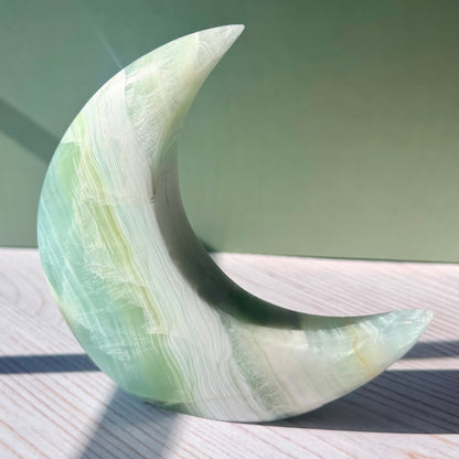 Pistachio Calcite Crescent Moon Carving – Soft Green Crystal for Peace