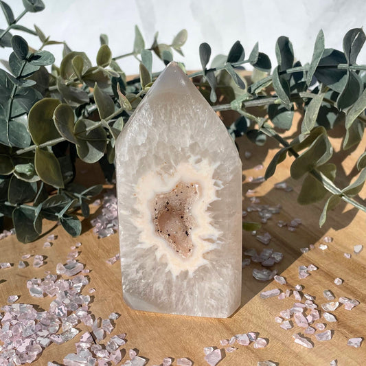 druzy agate tower