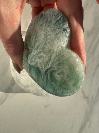 Snowflake Fluorite Heart Carving | Option A