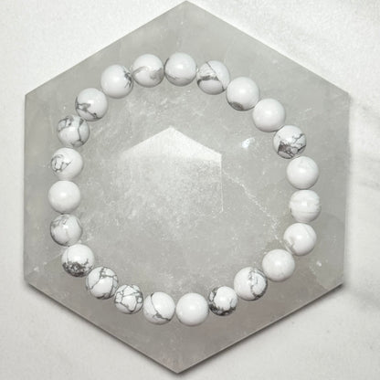 One (1) High Quality Howlite Crystal Bracelet (8mm Beads)