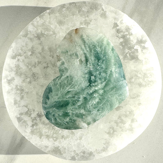 Snowflake Fluorite Heart Carving C