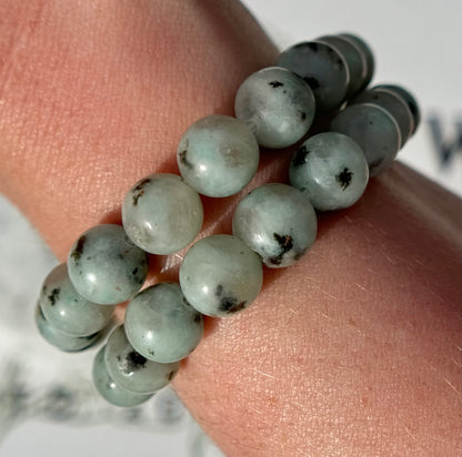 Kiwi Jasper Bracelet from New Zealand (8mm Bead)