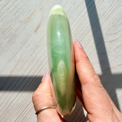 Pistachio Calcite Crescent Moon Carving – Soft Green Crystal for Peace