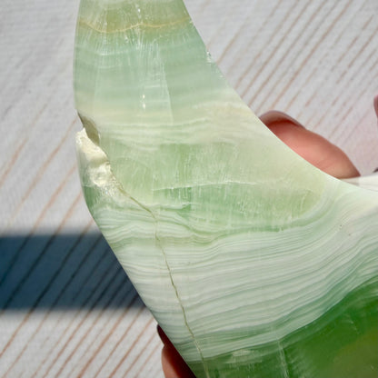 Pistachio Calcite Crescent Moon Carving – Soft Green Crystal for Peace