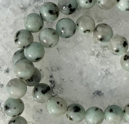 Kiwi Jasper Bracelet from New Zealand (8mm Bead)