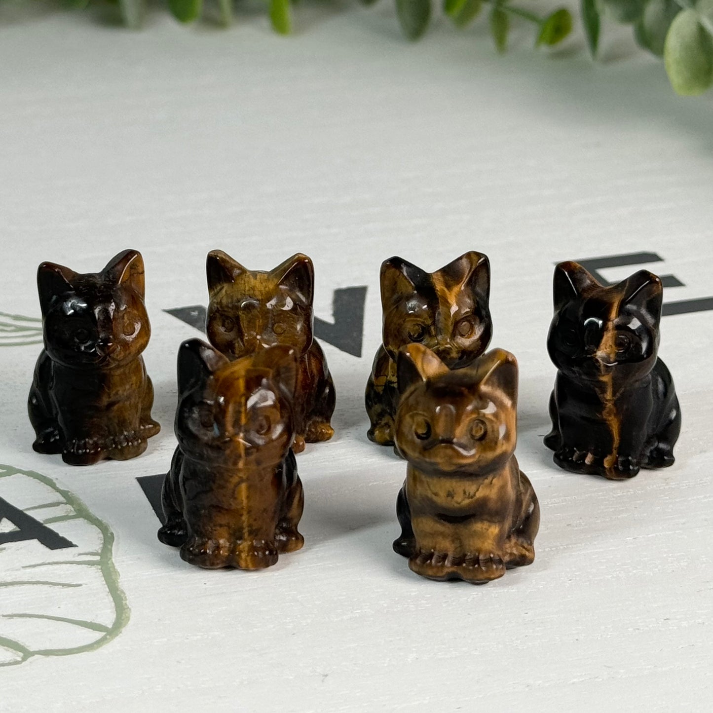 ONE Mini Golden Tiger’s Eye Cat Carving