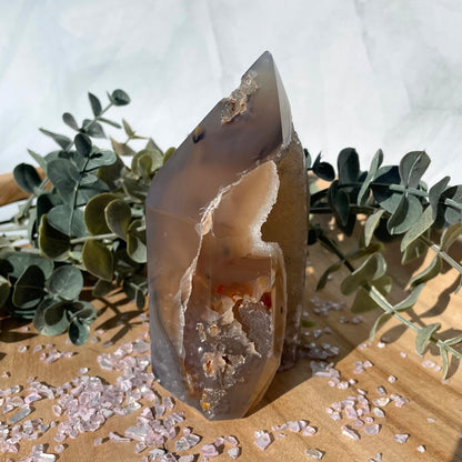 druzy agate tower
