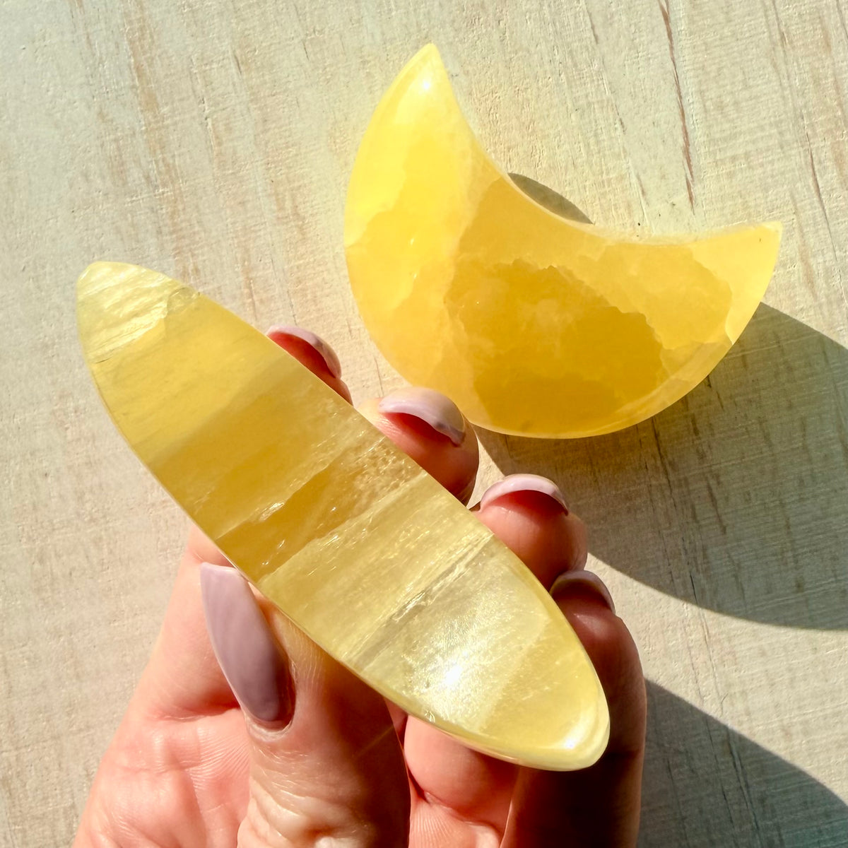 Lemon Calcite Crescent Moon Carving | Lemon Calcite Crystal | Crystal Carving