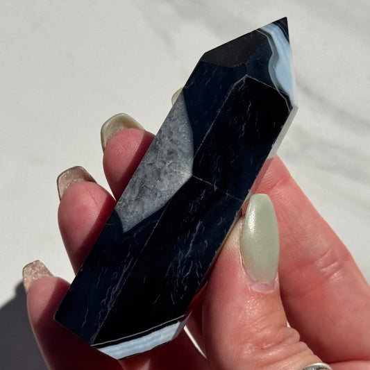 Onyx in Quartz Tower | Option K