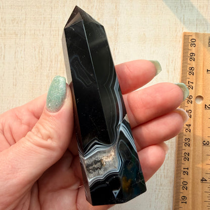 Onyx in Quartz Crystal Tower | Option B