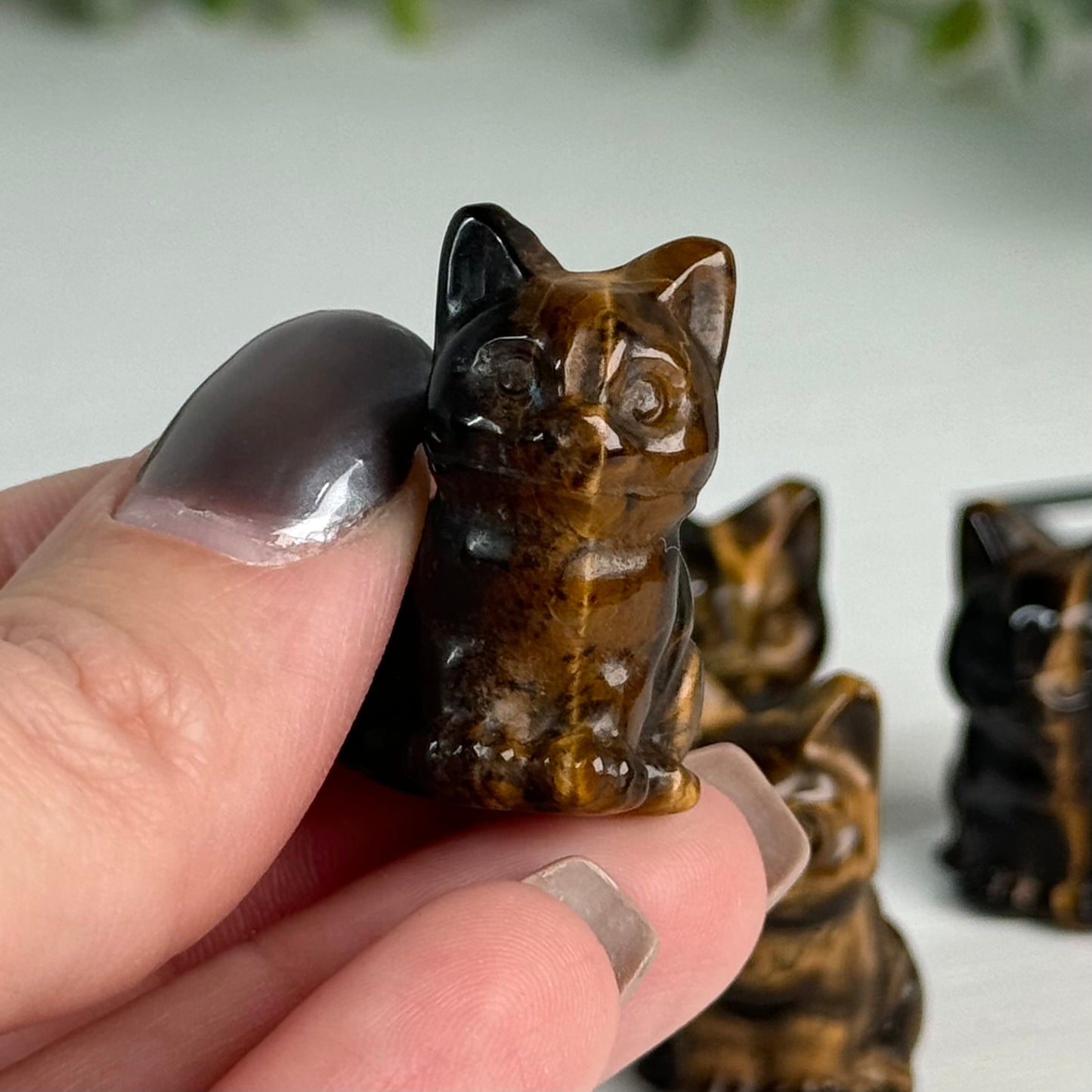 ONE Mini Golden Tiger’s Eye Cat Carving