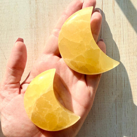 Lemon Calcite Crescent Moon Carving | Lemon Calcite Crystal | Crystal Carving