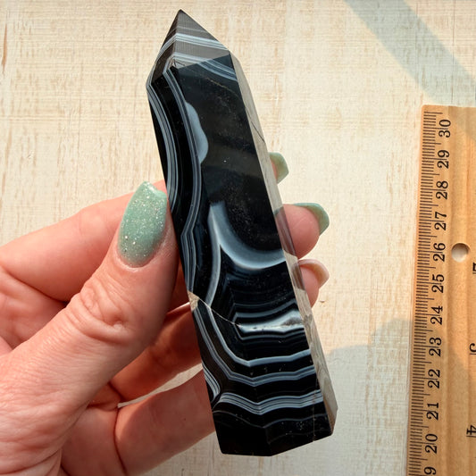 Onyx in Quartz Crystal Tower | Option B