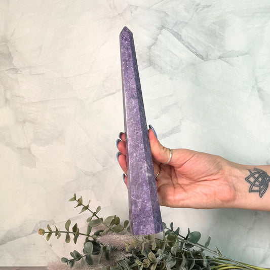 Lepidolite Tower (Imperfect Item)