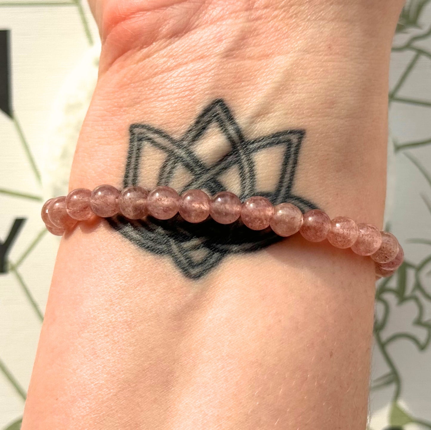 ONE Strawberry Quartz Bracelet from Brazil (6mm Bead)