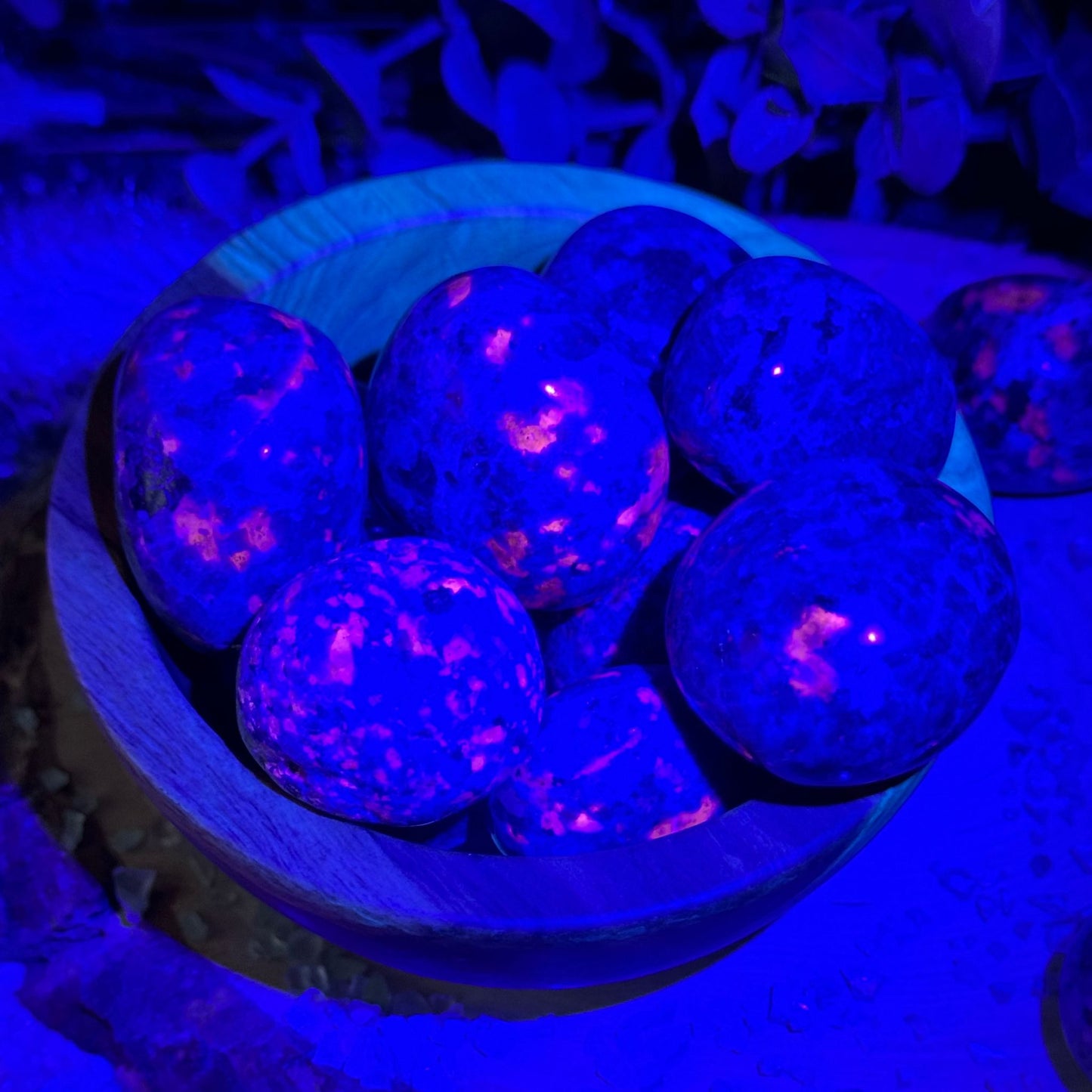 Yooperlite Tumbles (UV Reactive)