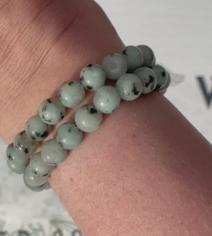 Kiwi Jasper Bracelet from New Zealand (8mm Bead)
